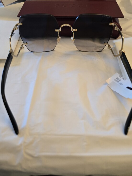Gucci, Sunglasses, Female, 62 MM, Oversized,  Luxury Women\'s Accessory. NEW main image 11